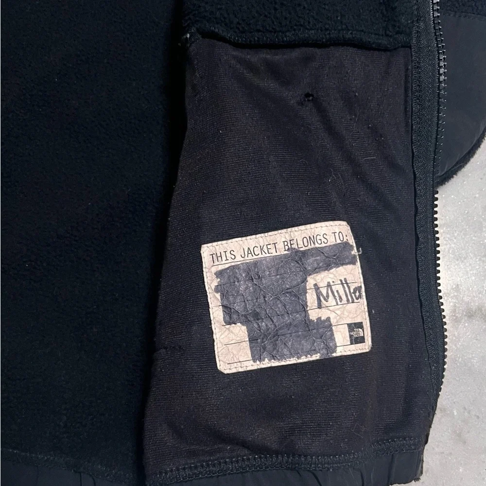 The North face Denali Black / Gray Fleece Jacket Youth Full Zip Size Small 7/8